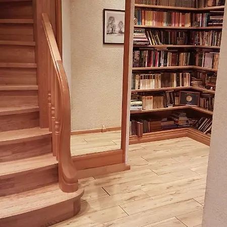 Vetros House *